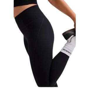 NWT Girlfriend Collective Compressive High-Rise Legging Black Medium Inseam 23”